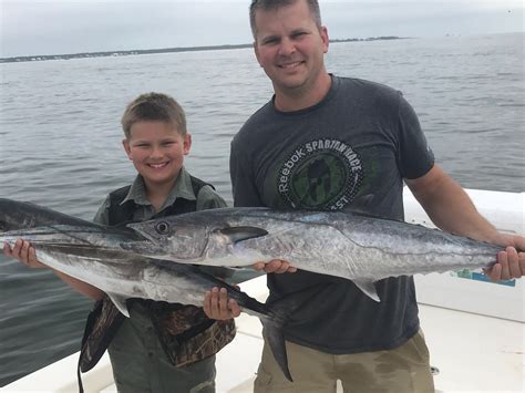 FINATICS FISHING CHARTERS .